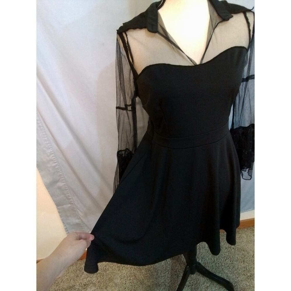 Little black dress - Picture 2 of 8
